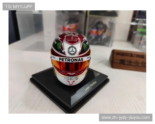 梅奔F1车队日本站发布特殊涂装前翼巨型野兽图案成焦点